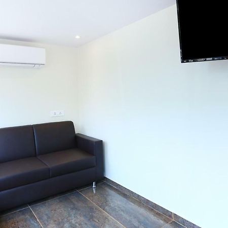 Treebo Trend Aviva Suites Mumbai Kültér fotó