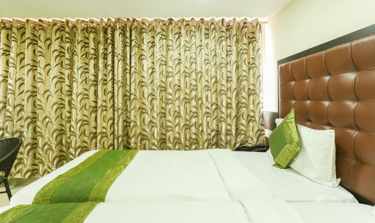 Treebo Trend Aviva Suites Mumbai Kültér fotó